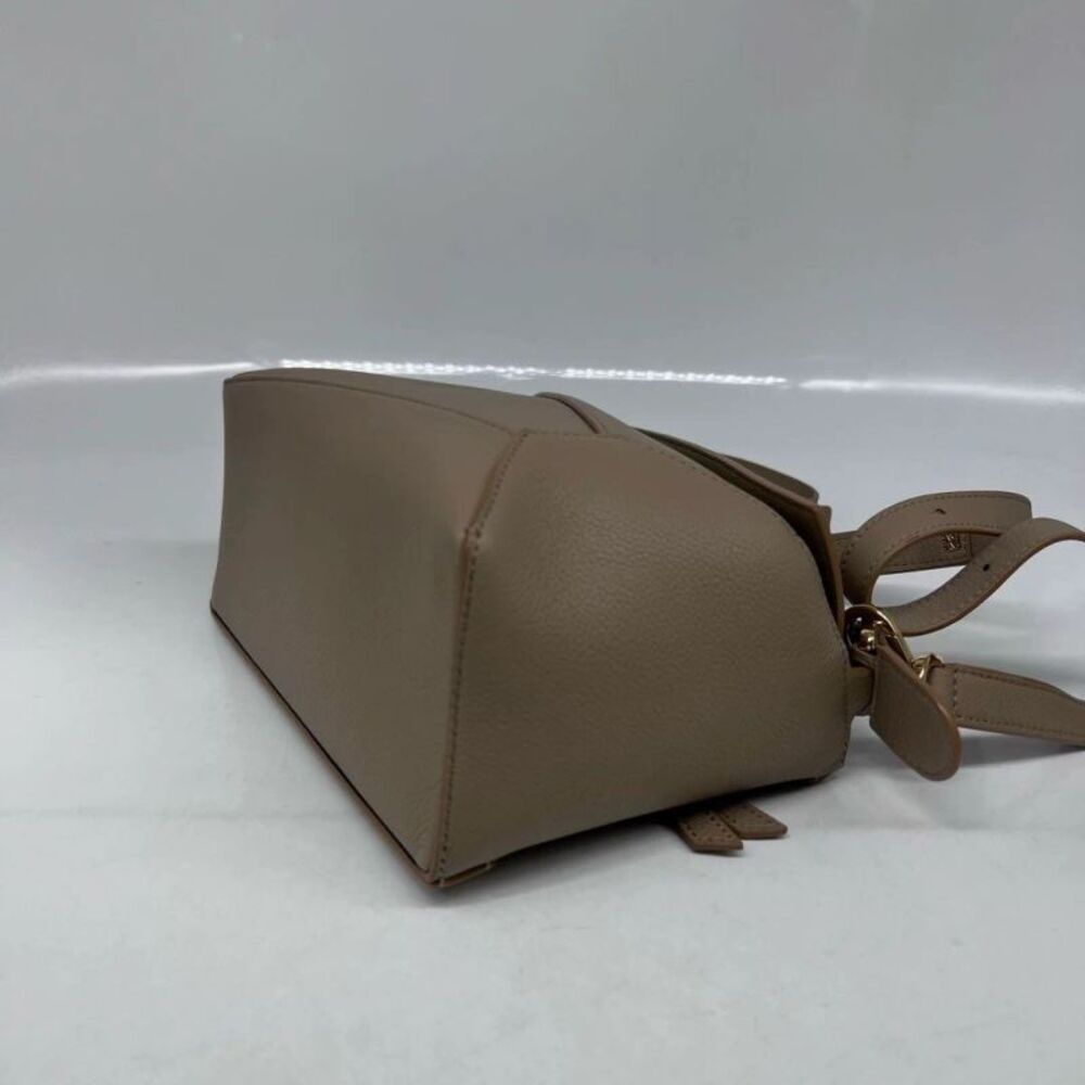 Loewe Women Pre-Loved Bag Brand New Condition - Picture 8 of 9